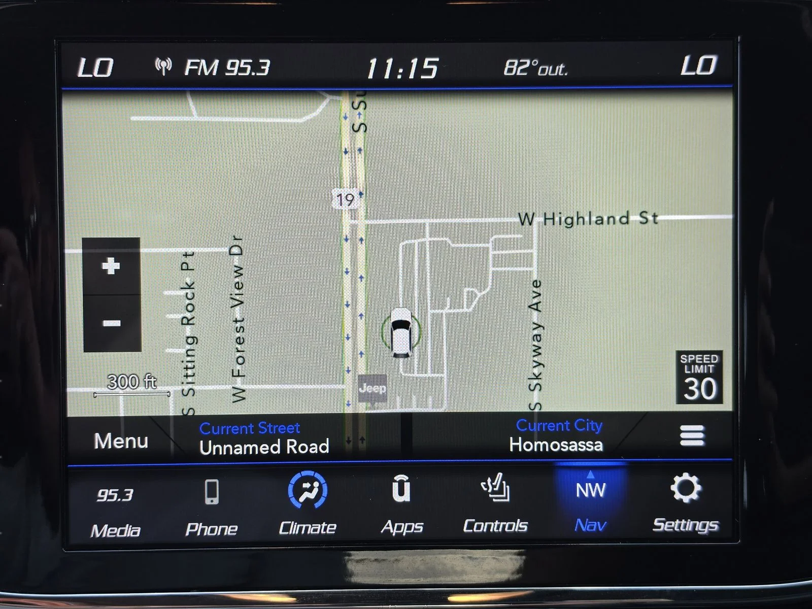 Used 2022 Black Jeep Laredo X image 29