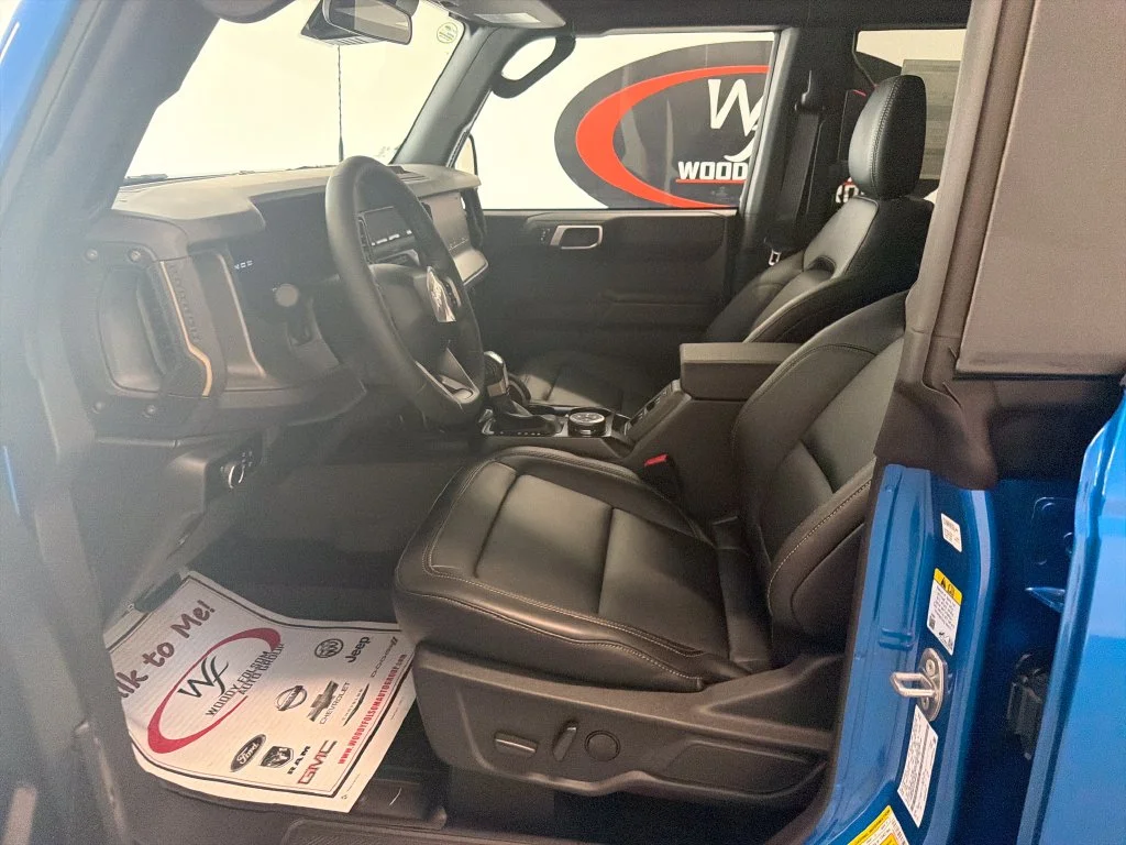 New 2026 Velocity Blue Metallic Ford Badlands® image 11