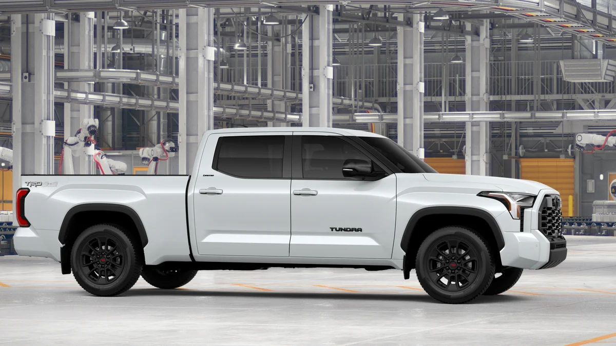 New 2026 Wind Chill Pearl <sup>1</sup> Toyota Limited image 15