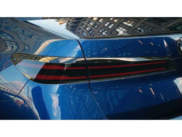 New 2027 Tanzanite Blue II Metallic BMW  image 8