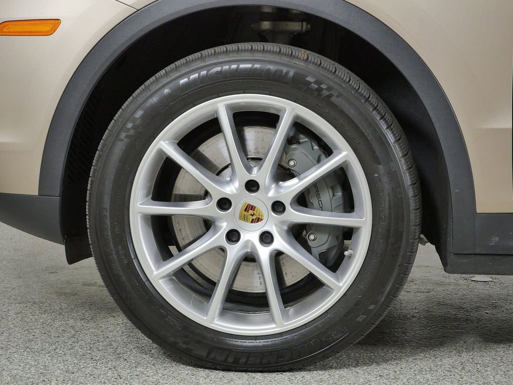 Used 2019 Silver Porsche S image 16