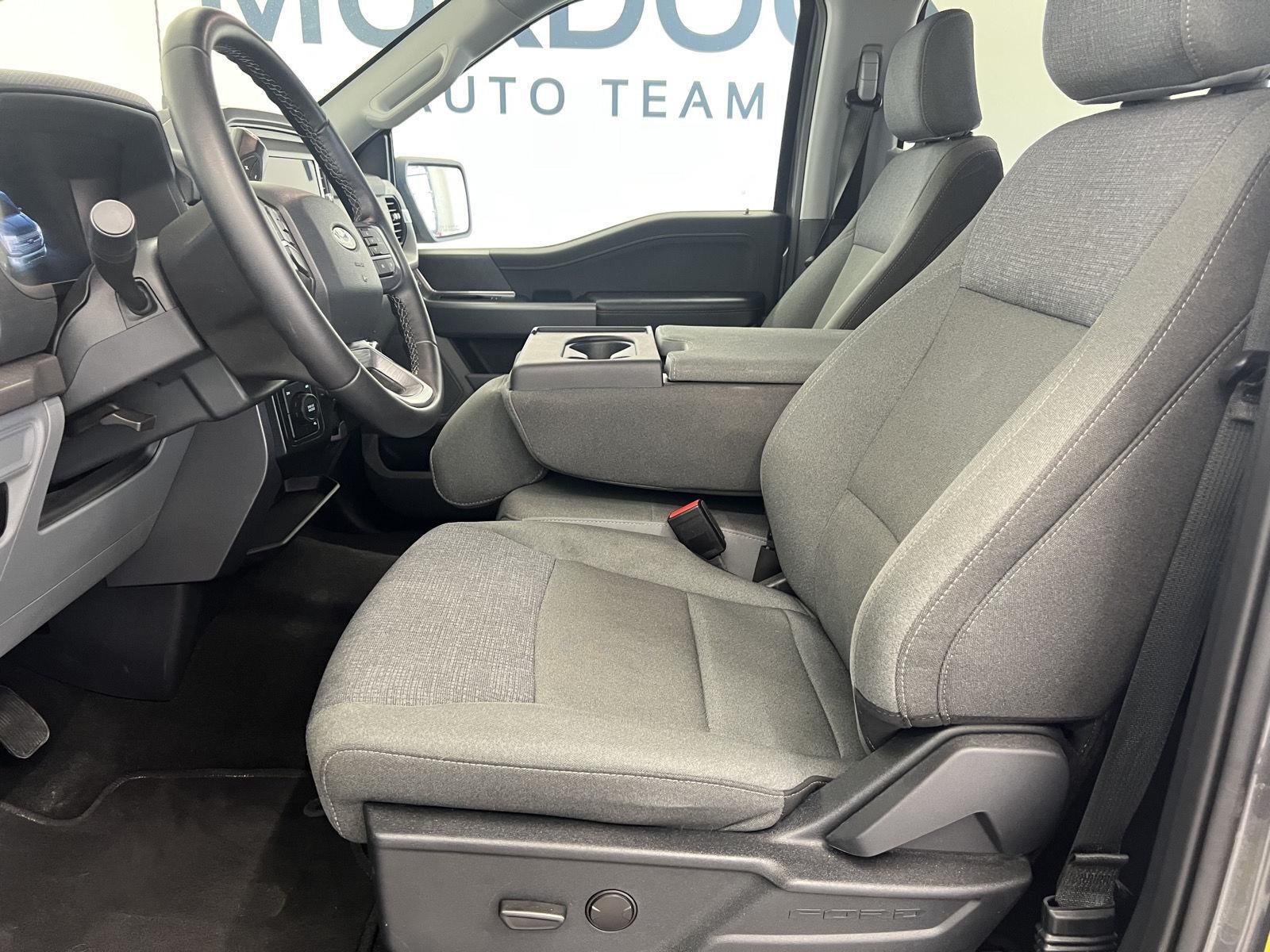 2025 Ford F-150 XLT - Photo 13