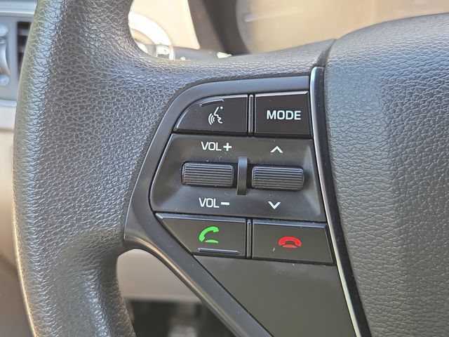 Used 2016 Shale Gray Metallic Hyundai 2.4L SE image 12