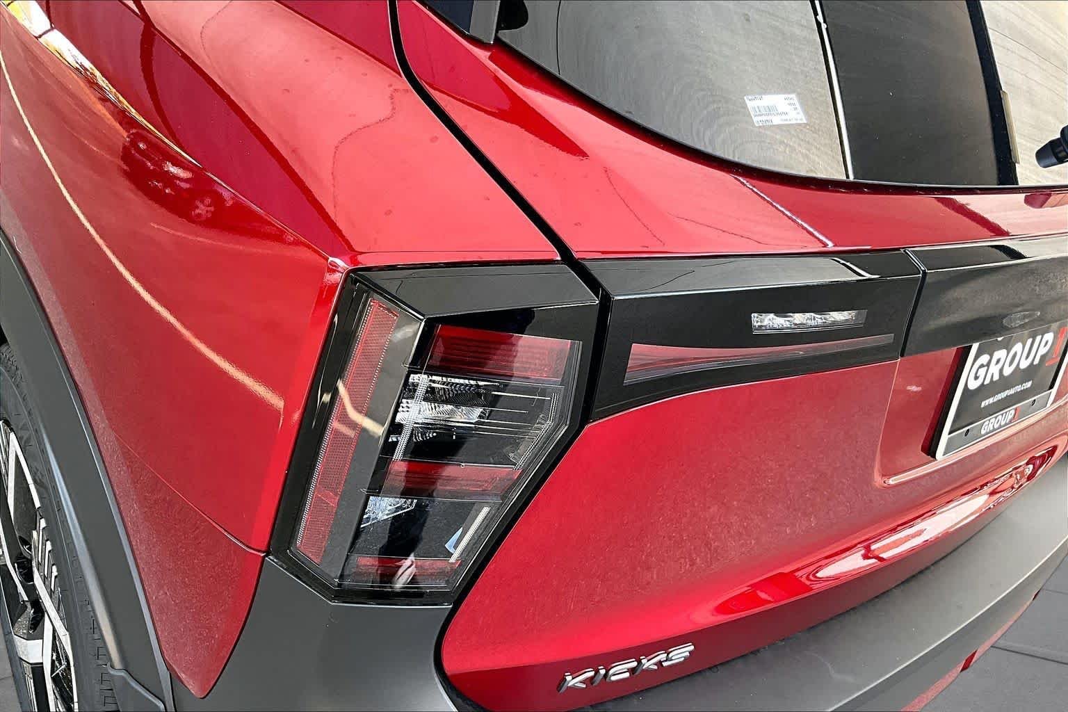 New 2027 Scarlet Ember Tintcoat Nissan SV image 12