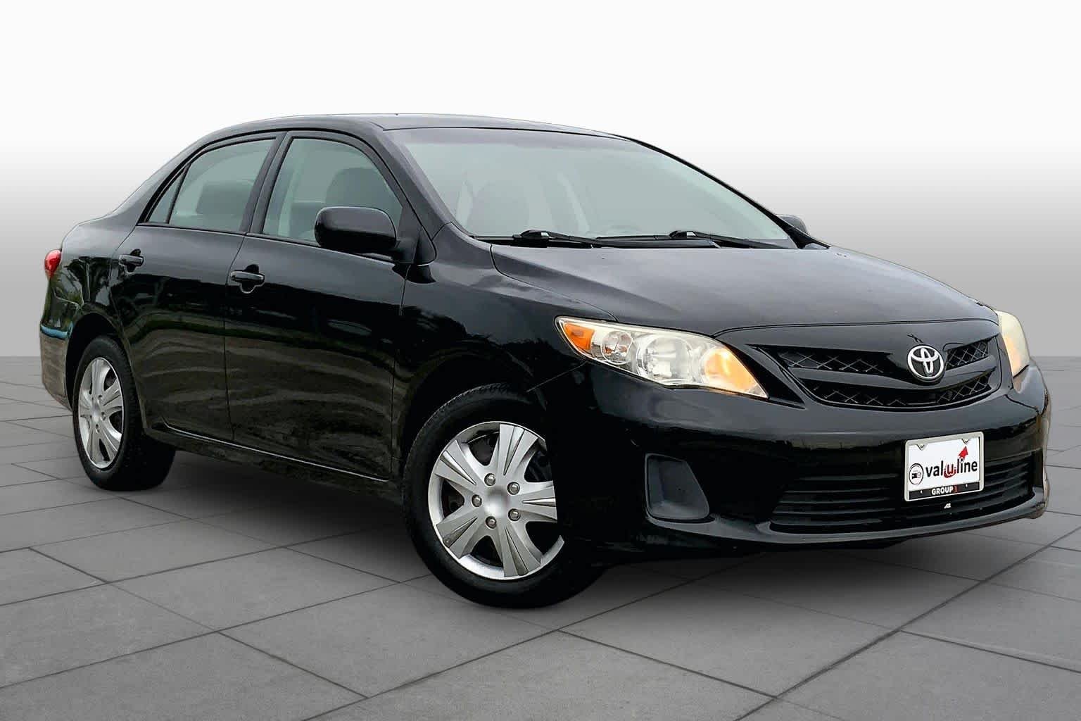 Used 2012 Black Sand Pearl Toyota LE image 3