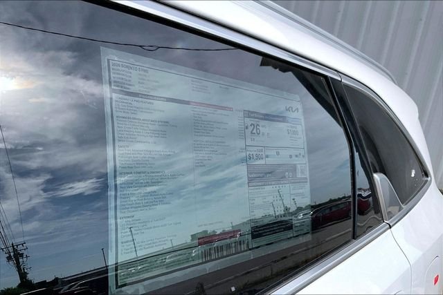New 2026 Glacial White Pearl Kia S image 13