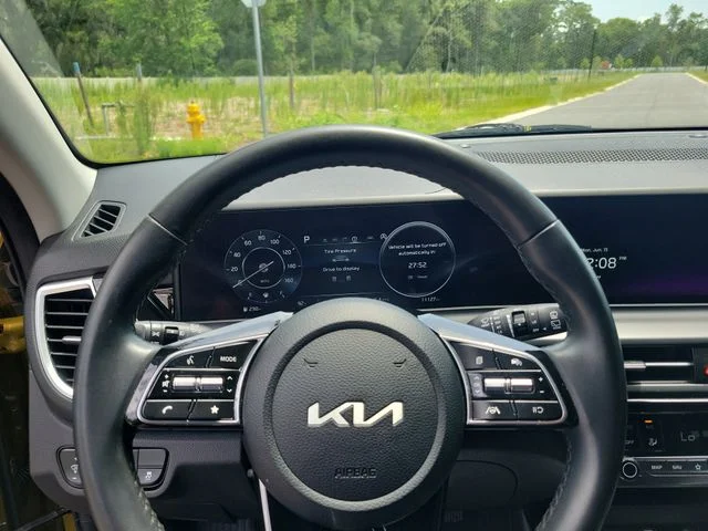 Used 2024 Green Kia S image 24