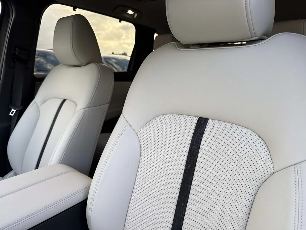2026 Mazda CX-90 Premium Plus Package - Photo 26