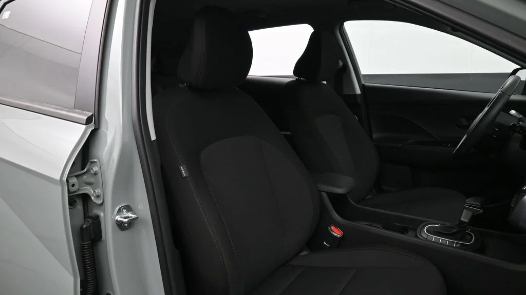 Certified Used 2024 Green Hyundai SEL image 17
