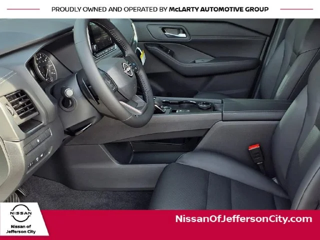 2026 Nissan Rogue Dark Armor - Photo 14