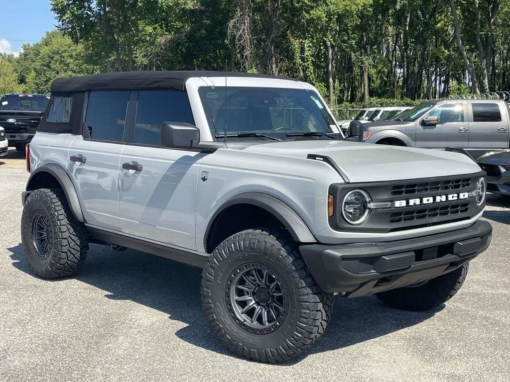 New 2026 White Ford Big Bend image 24
