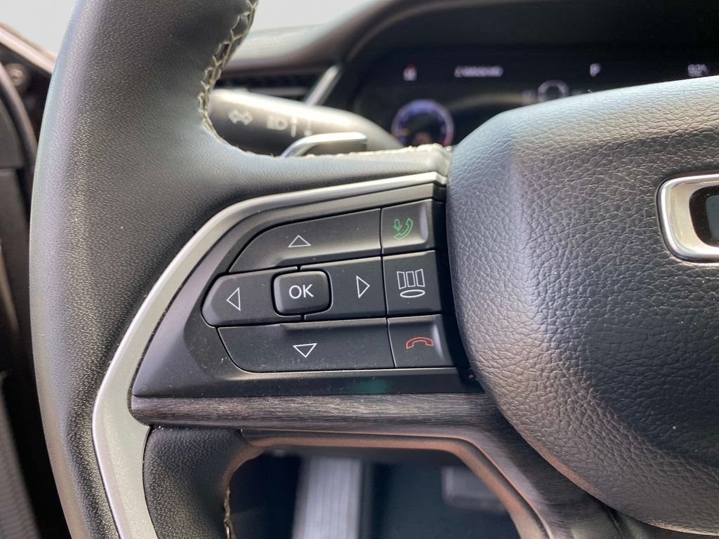Used 2023 Black Jeep Limited image 19