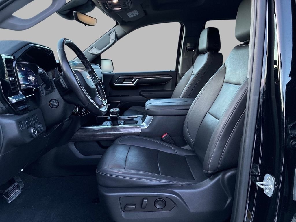 Used 2023 Black Chevrolet LTZ image 21