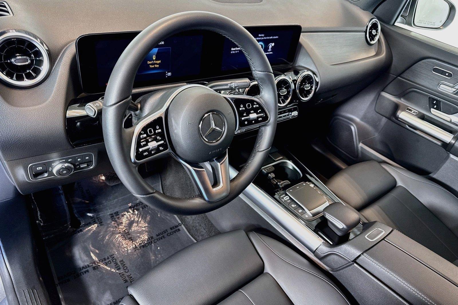 Used 2023 Mountain Grey Metallic Mercedes-Benz GLA 250 image 9