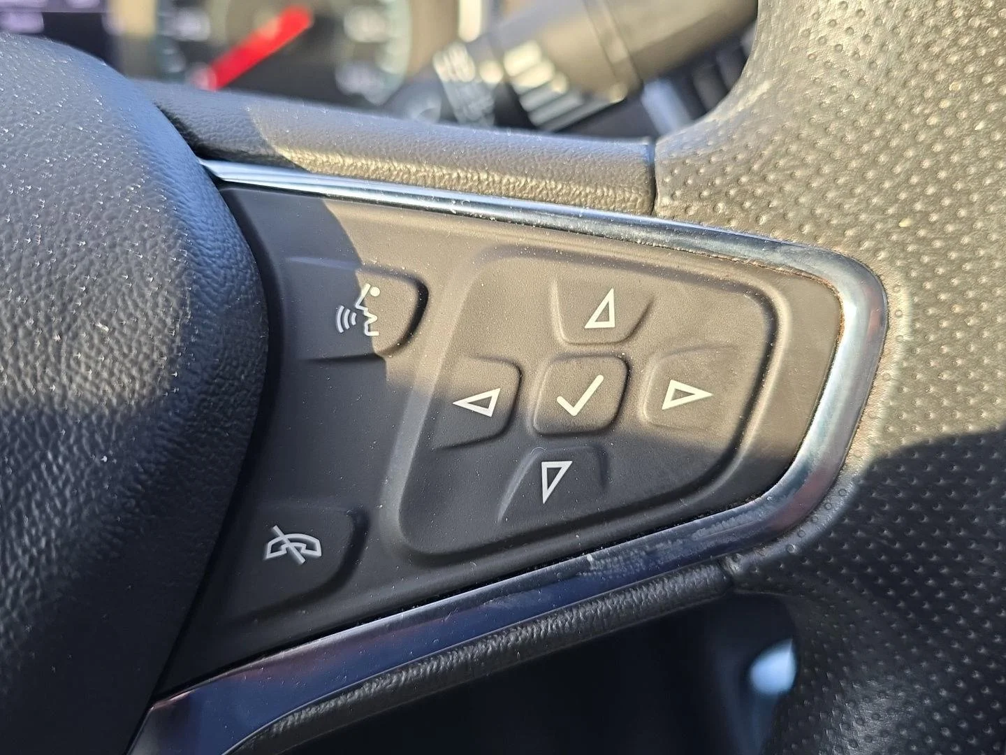 Used 2024 Mosaic Black Metallic Chevrolet LT image 14