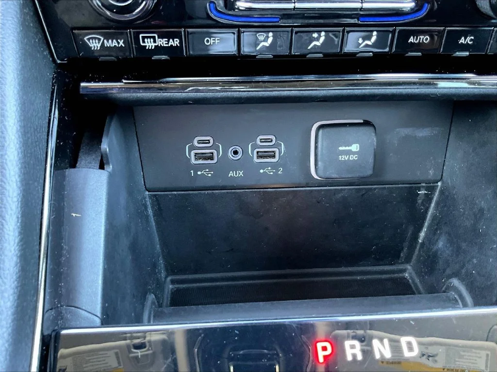 Used 2023 Bright White Clearcoat Jeep Laredo image 17