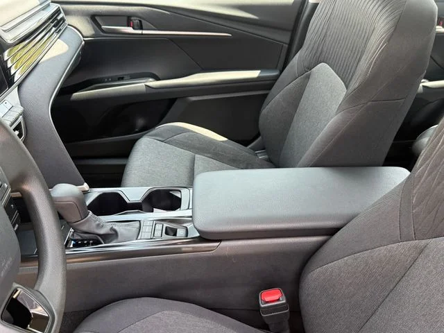 Used 2026 Ice Toyota LE image 12
