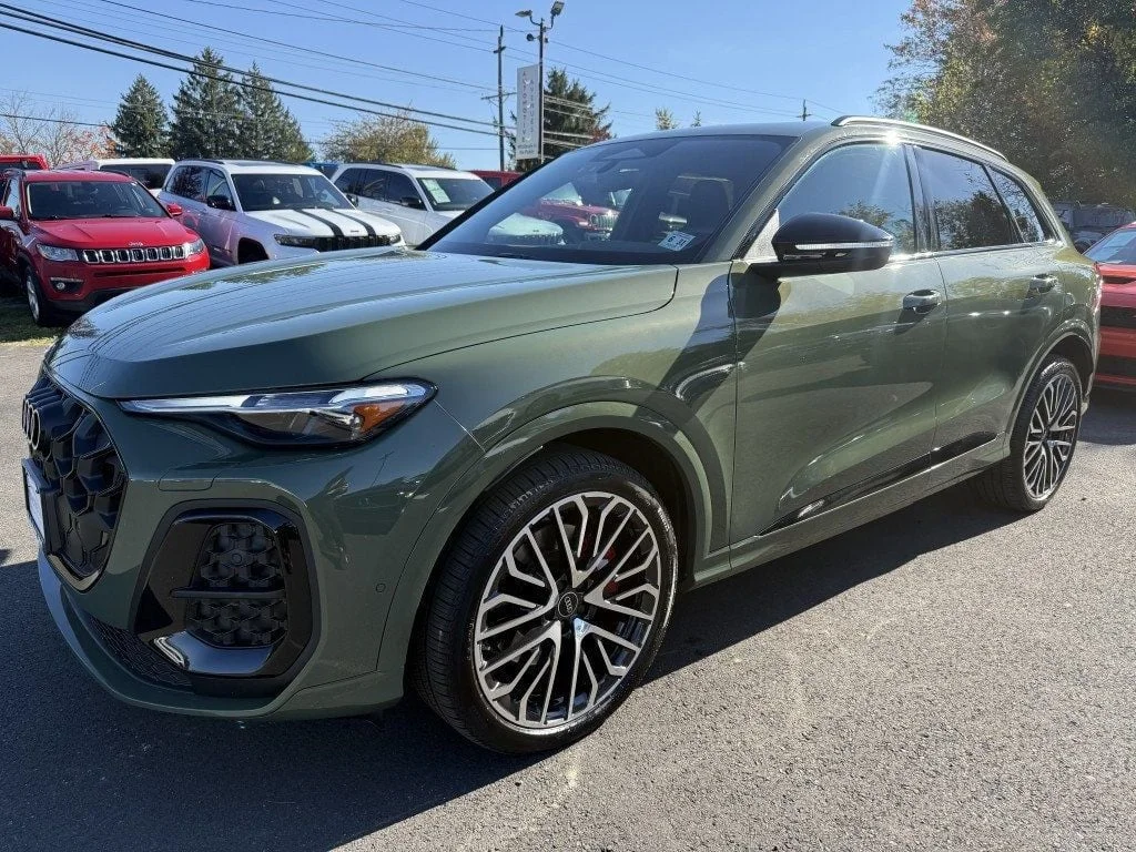 Used 2026 District Green Metallic Audi Premium Plus 3.0 TFSI quattro w/ Black Optic & Warm Weather image 7