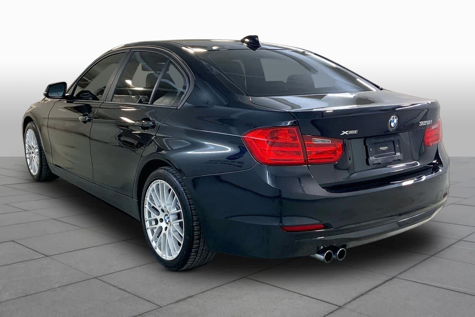 Used 2014 Black Sapphire Metallic BMW 328i xDrive image 11