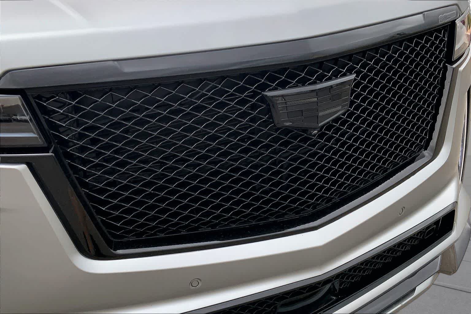 Used 2024 Argent Silver Metallic Cadillac AWD V-Series image 29