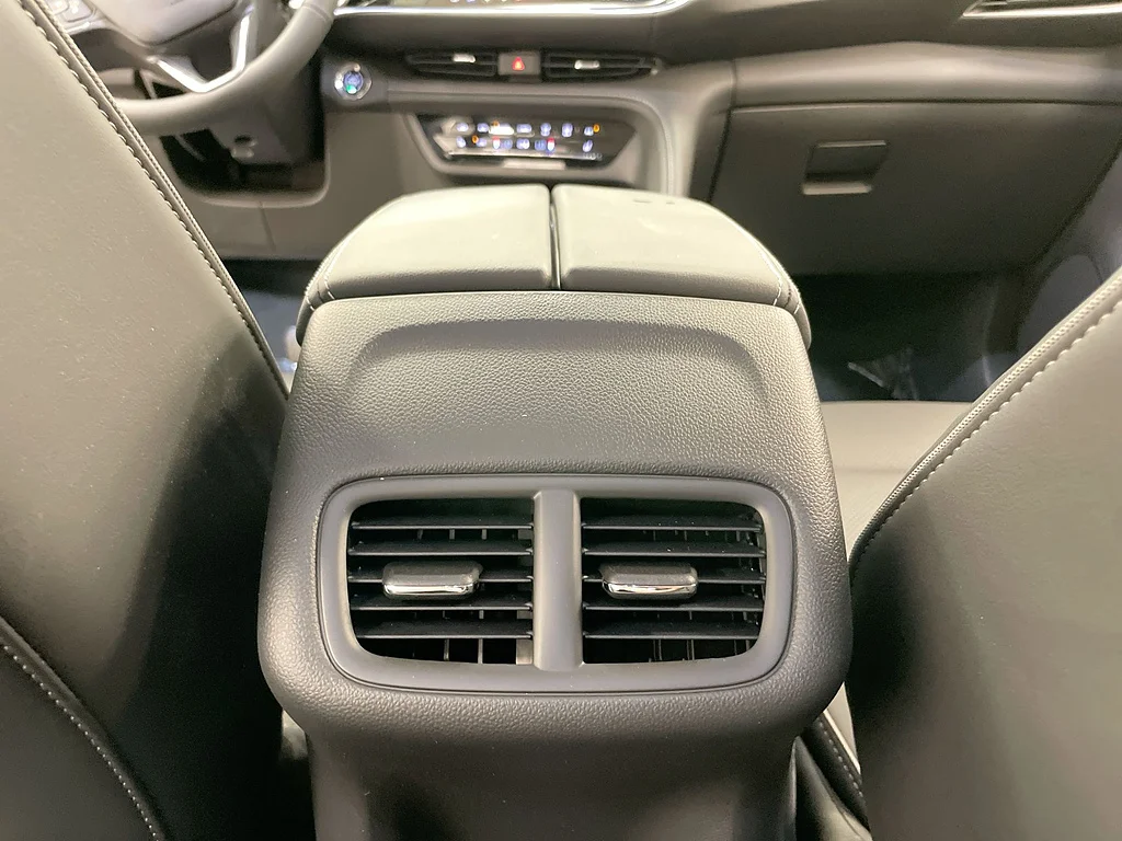 Certified Used 2023 Cinnabar Metallic Buick Essence image 21