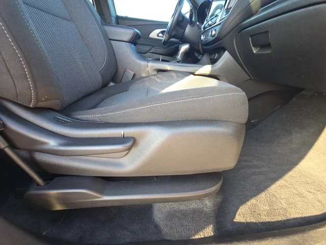 Used 2022 Silver Chevrolet LT image 21