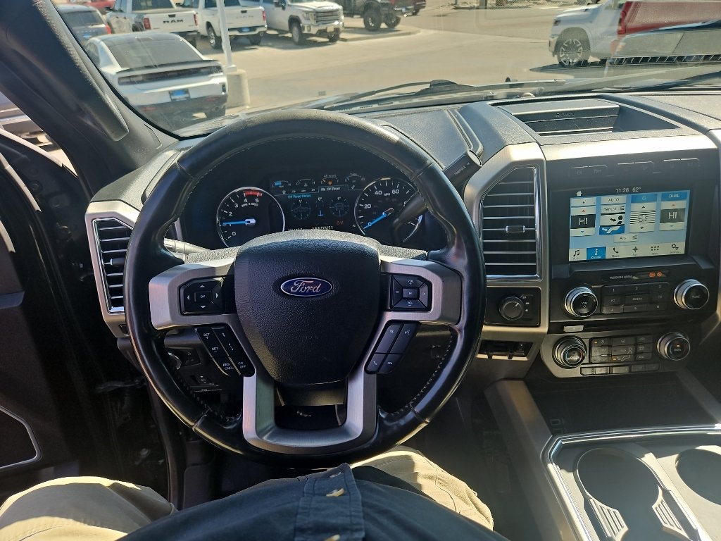 Used 2017 Shadow Black Ford Platinum image 20