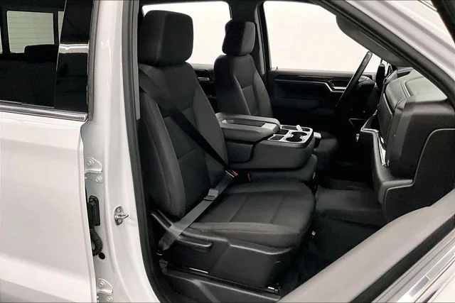 Used 2024 Summit White GMC SLE image 8
