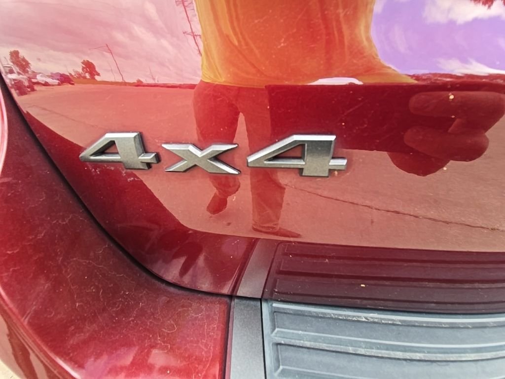 Used 2019 Red Jeep Overland image 14