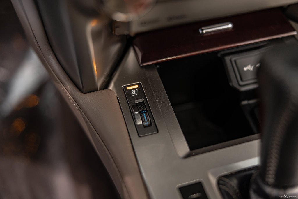 Used 2018 Red Lexus 460 image 29