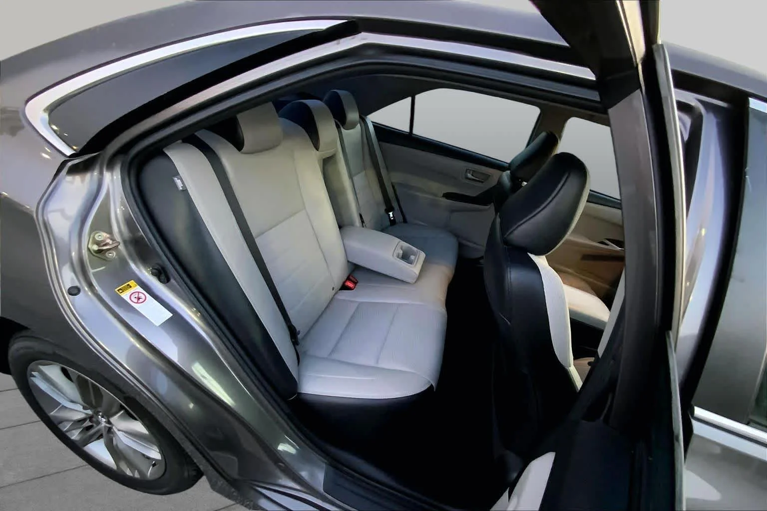 Used 2017 Predawn Gray Mica Toyota SE image 19