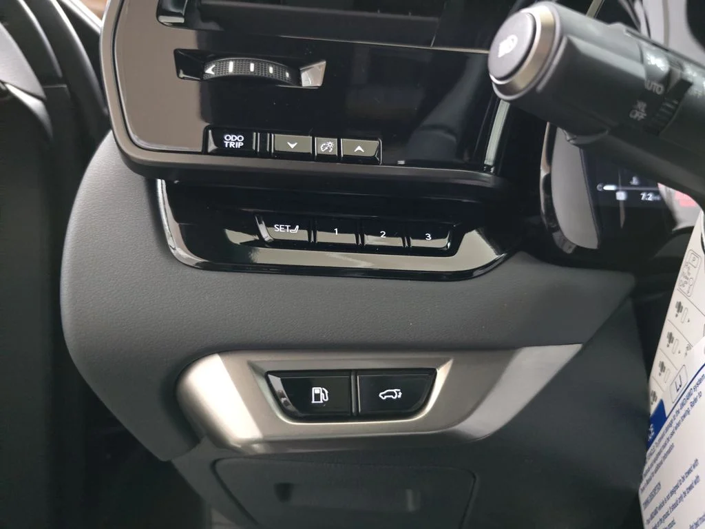 New 2026 Caviar Lexus PREMIUM PLUS image 24