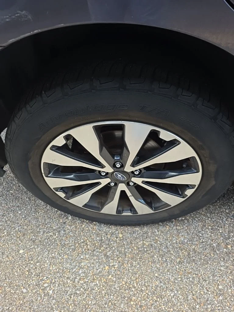 Used 2016 Gray Subaru 2.5i image 9
