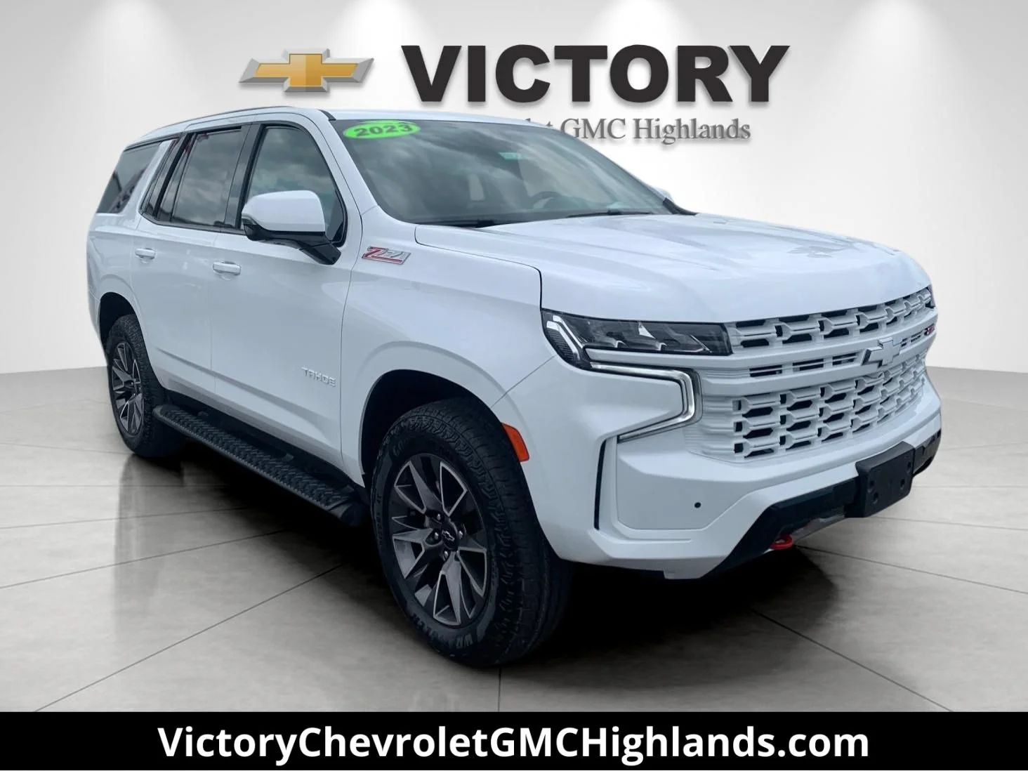 Used 2023 Summit White Chevrolet Z71 image 1