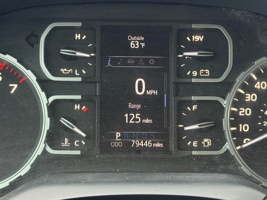 2020 Toyota Tundra SR5 - Photo 21