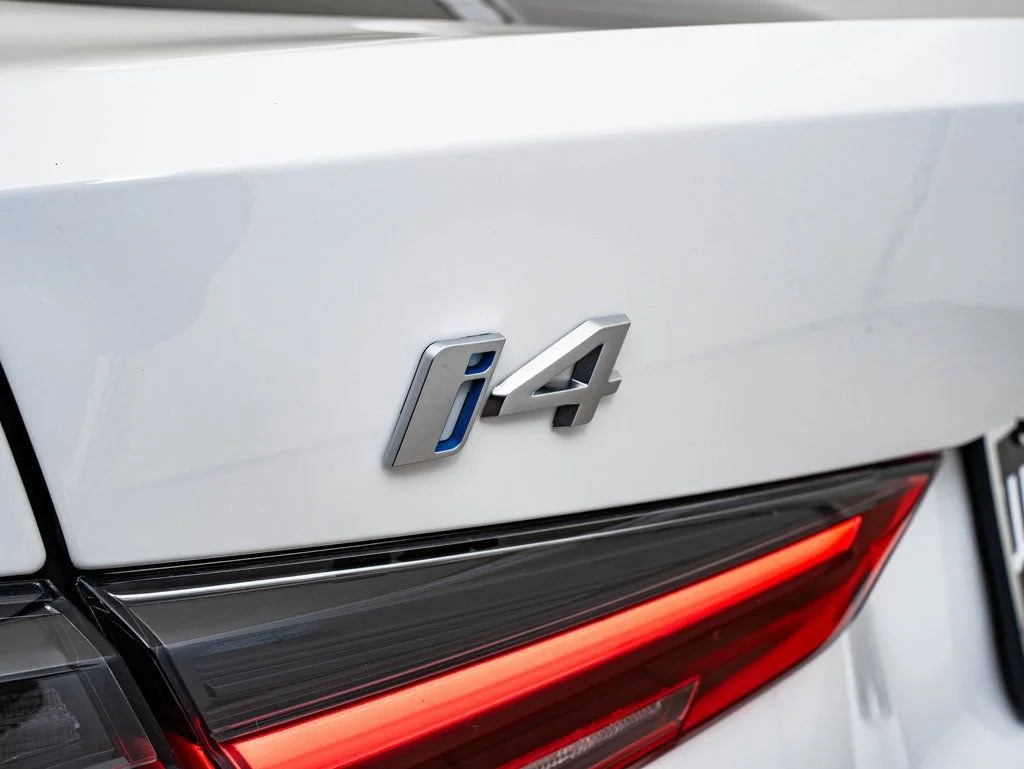 Used 2023 Alpine White BMW eDrive40 image 16