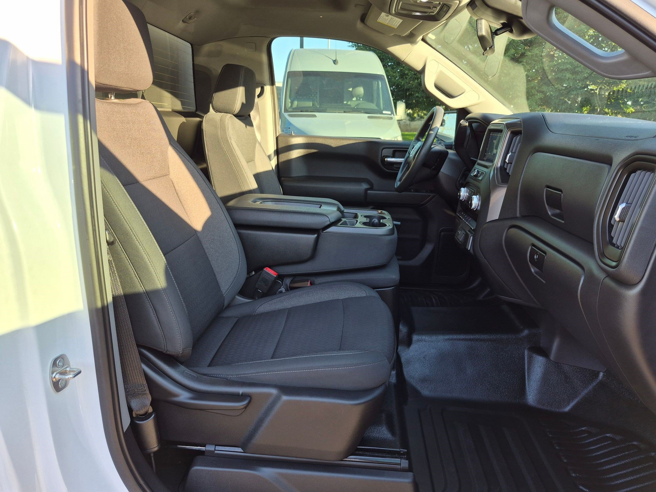 Used 2022 Summit White GMC Pro image 26