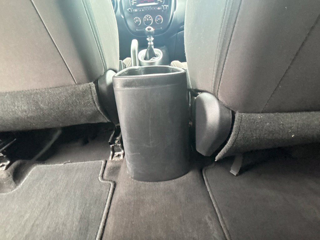 Used 2016 Black Kia Base image 18