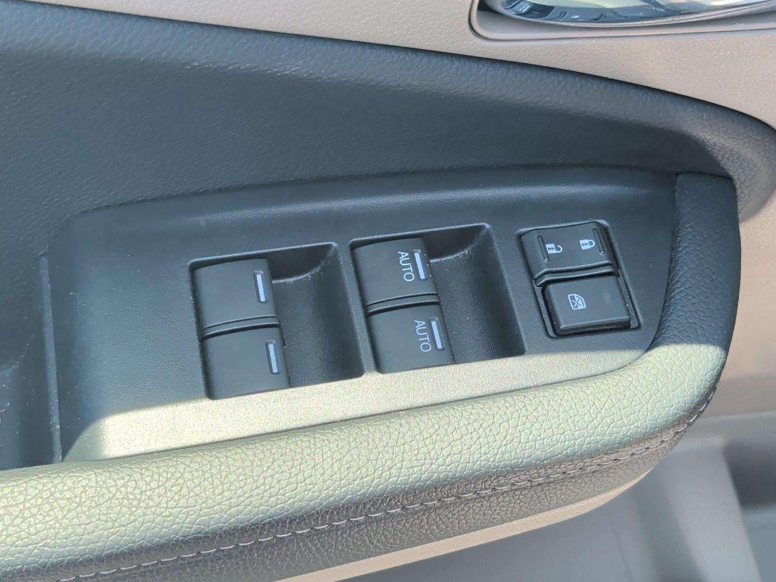 Used 2023 Platinum White Pearl Honda RTL-E image 14