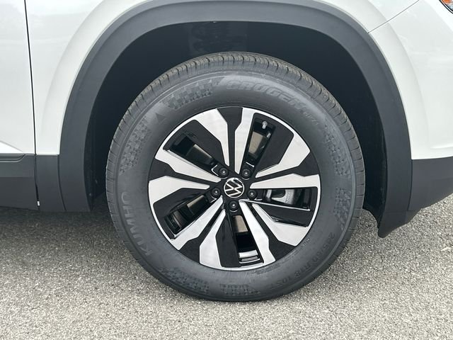 New 2026 White/off-white Volkswagen 2.0T SE image 29