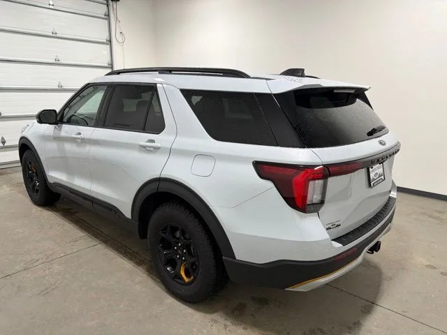 2026 Ford Explorer Tremor - Photo 6