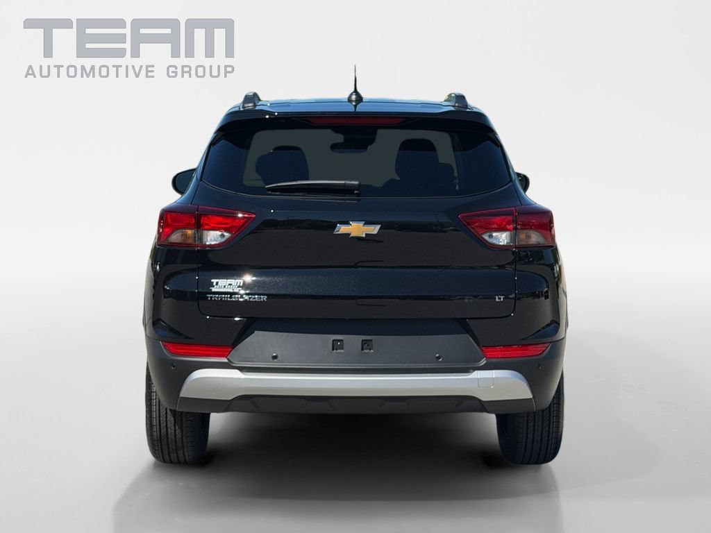 New 2026 Mosaic Black Metallic Chevrolet LT image 6