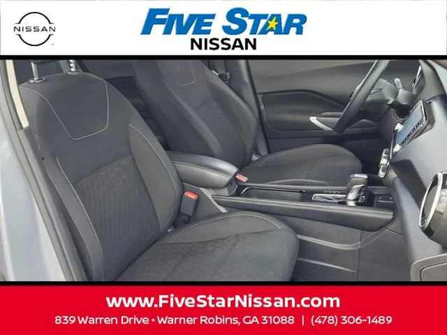 Used 2023 Gray Nissan SV image 17