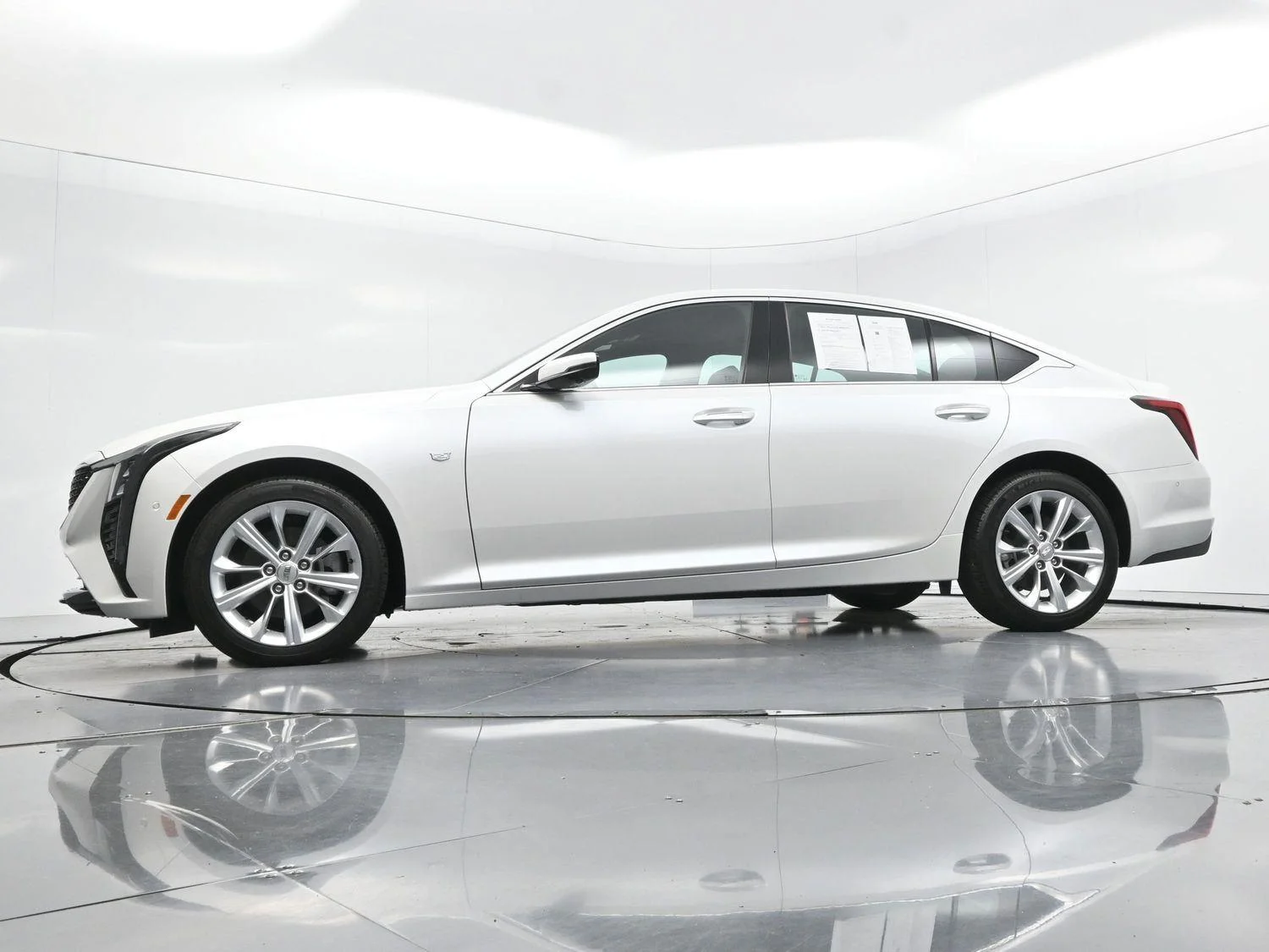 Used 2025 Crystal White Tricoat Cadillac Premium Luxury image 50
