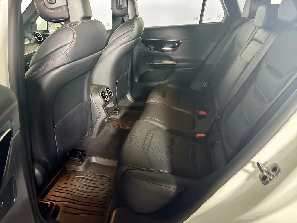 Used 2024  Mercedes-Benz GLC 43 AMG® image 21
