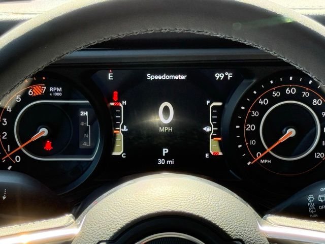 2025 Jeep Wrangler 4-Door Sahara - Photo 25