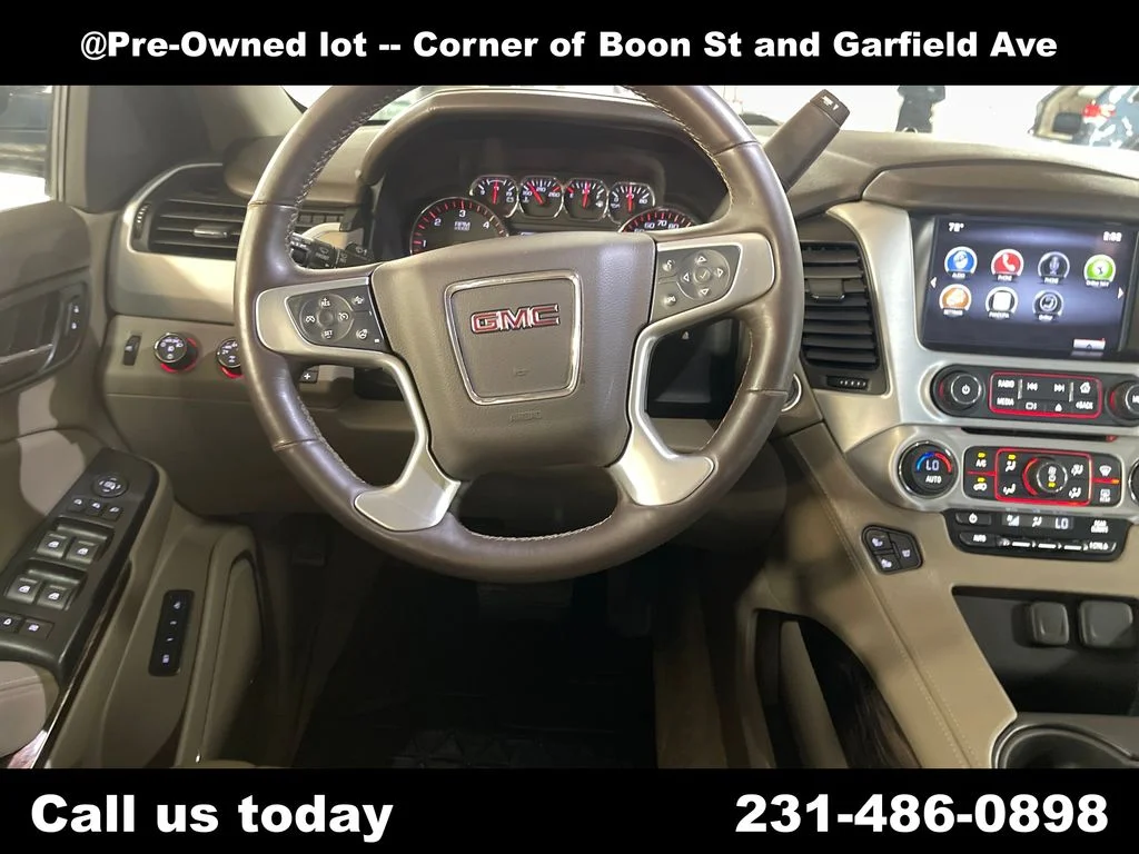 Used 2015 Silver GMC SLT image 17