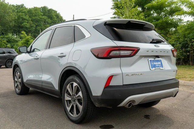 Used 2025 Gray Ford Platinum image 8