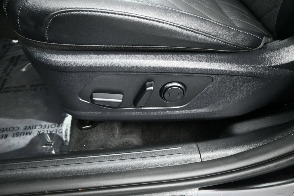 Used 2024 Ebony Black Kia X-Line image 8