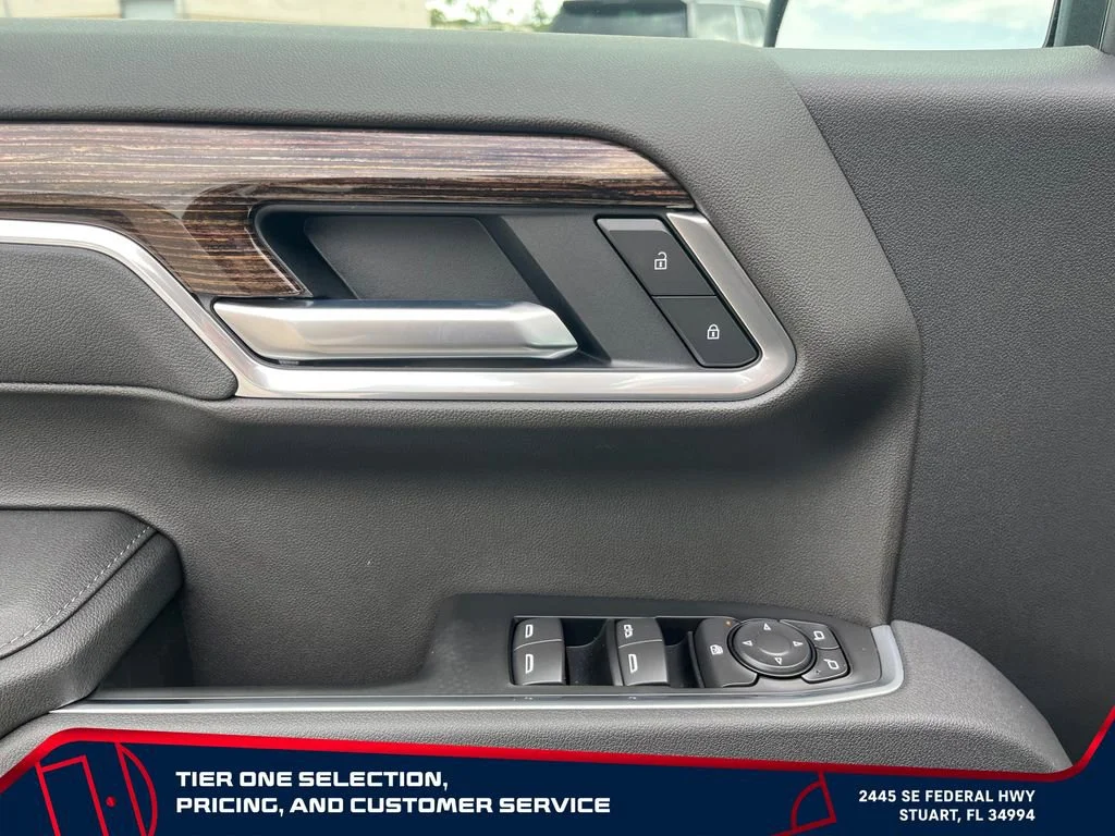 New 2026 Summit White GMC Elevation image 22